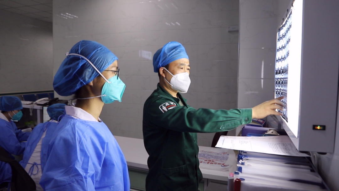 【节日我在岗】和硕：医护人员坚守一线，全力守护人民群众生命健康 - 今日和硕 - 和硕县人民政府